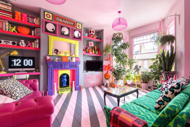 Barbiecore Home Decor: Embrace the Fun and Fabulous! - Decorilla
